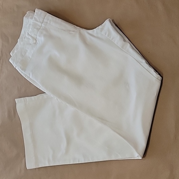 Worthington Size 12 White Slightly Flared Leg Trousers, Gently Used Condition - Picture 5 of 14